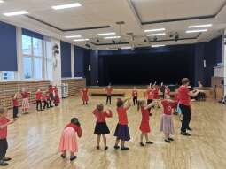 WhatsApp Image 2025-11-20 at 14.25.01 (2).jpeg-Dzieciństwo bez przemocy - finał - Krakowiak