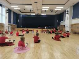 WhatsApp Image 2025-11-20 at 14.25.02 (3).jpeg-Dzieciństwo bez przemocy - finał - Krakowiak