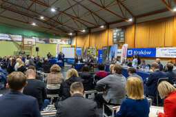 0S4A2332.jpg-Spotkanie na „ławce dialogu” w Bronowicach