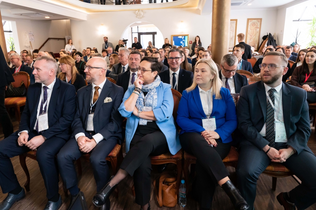 PW_633_ 004.jpg-Miszalski, zdjęcia, Metropolia Krakowska, forum  Autor: Materiały prasowe 