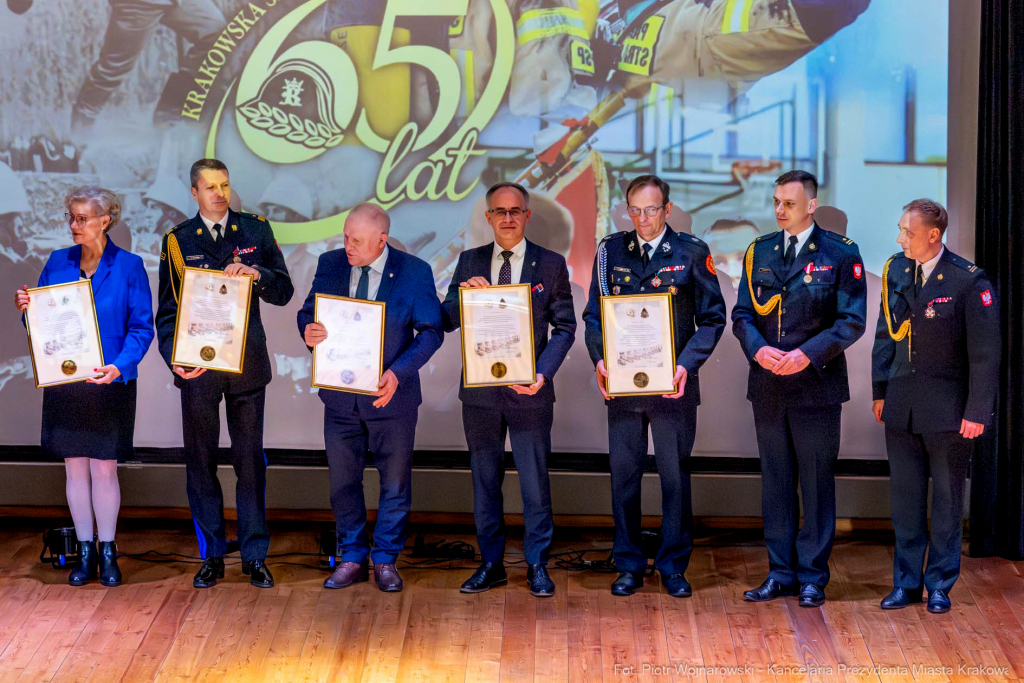 Szkoła Aspirantów, Straż Pożarna, jubileusz, 65 lat, Fryczek  Autor: P. Wojnarowski