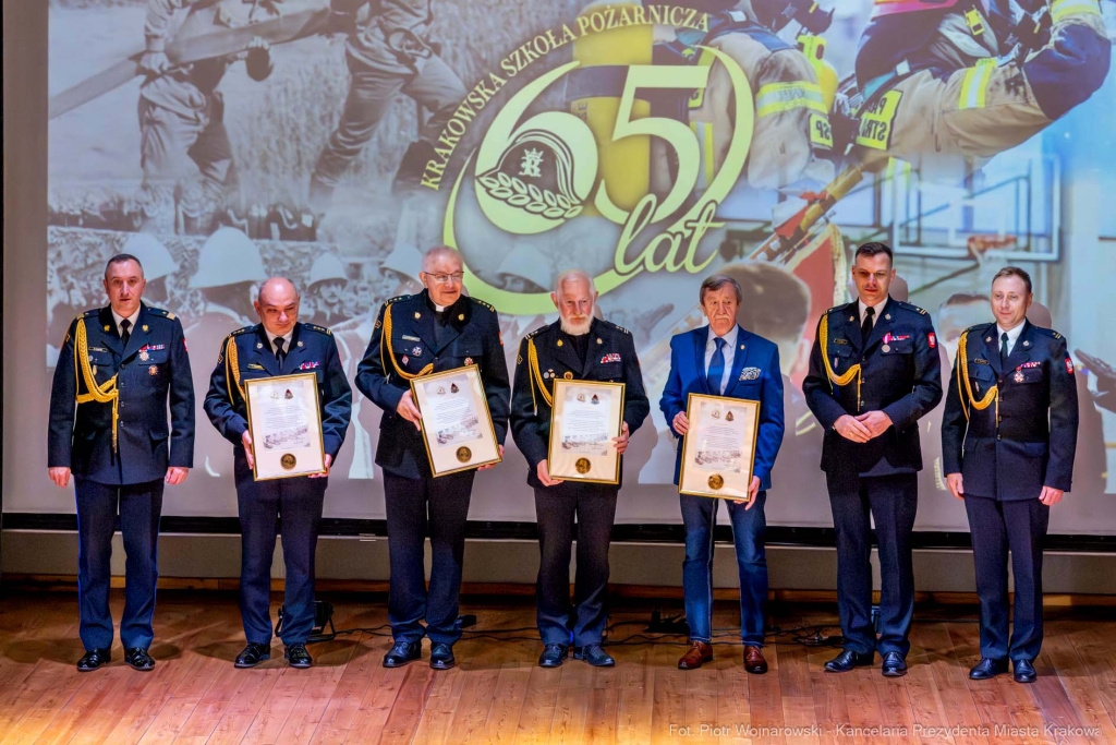 Szkoła Aspirantów, Straż Pożarna, jubileusz, 65 lat, Fryczek  Autor: P. Wojnarowski
