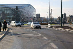 20251128-0S4A4118.jpg-Samochody wróciły na most Grunwaldzki dwa tygodnie przed terminem