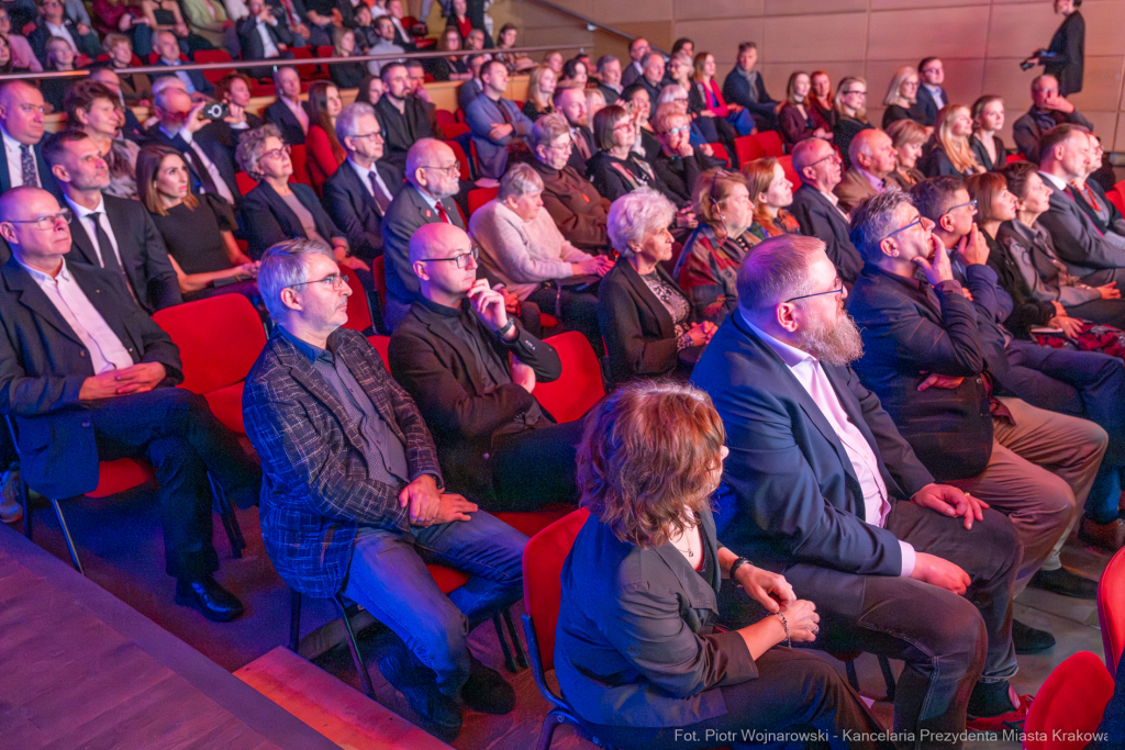 Tygodnik Powszechny, Miszalski, jubileusz, zdjęcia, 80 lat, Manggha  Autor: Piotr Wojnarowski