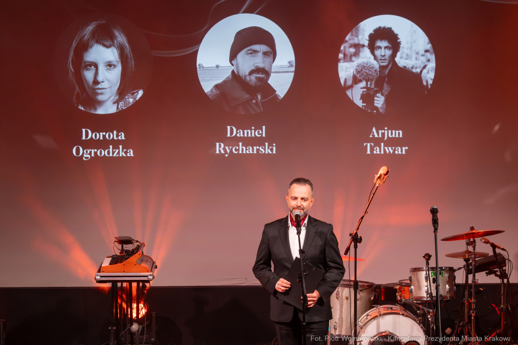 Tygodnik Powszechny, Miszalski, jubileusz, zdjęcia, 80 lat, Manggha  Autor: Piotr Wojnarowski