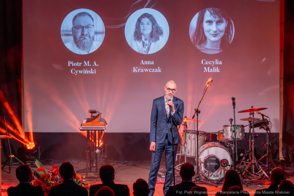 Tygodnik Powszechny, Miszalski, jubileusz, zdjęcia, 80 lat, Manggha  Autor: Piotr Wojnarowski