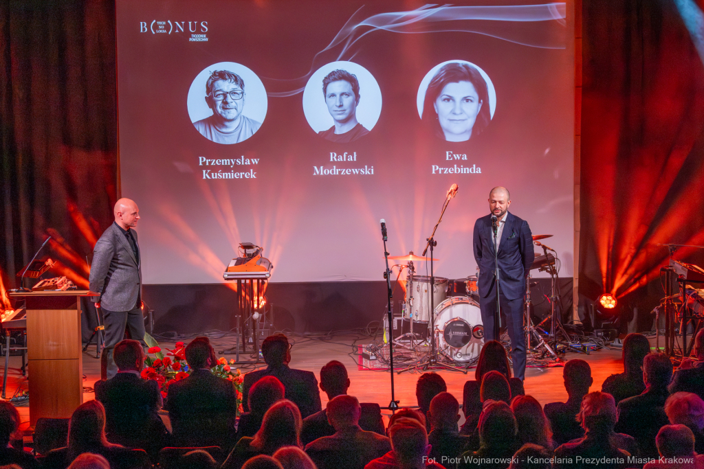 Tygodnik Powszechny, Miszalski, jubileusz, zdjęcia, 80 lat, Manggha  Autor: Piotr Wojnarowski