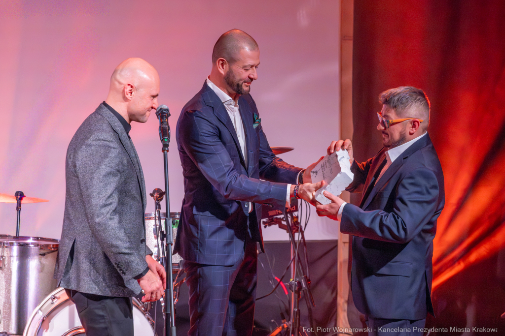 Tygodnik Powszechny, Miszalski, jubileusz, zdjęcia, 80 lat, Manggha  Autor: Piotr Wojnarowski