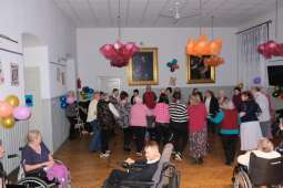 DSCF1350.jpg-Andrzejki 2025 w naszym Domu.