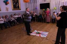 DSCF1371.jpg-Andrzejki 2025 w naszym Domu.