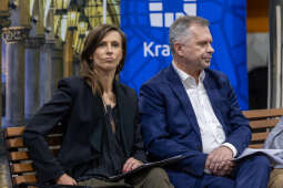 0S4A2078.jpg-Ławka Dialogu, Miszalski, Sęk, Kracik, Klaman, spotkanie, Bronowice, Zdjęcia, foto,