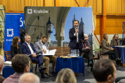 0S4A2117.jpg-Ławka Dialogu, Miszalski, Sęk, Kracik, Klaman, spotkanie, Bronowice, Zdjęcia, foto,