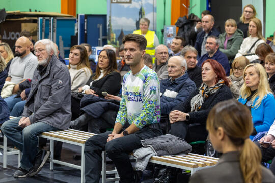 0S4A2139.jpg-Ławka Dialogu, Miszalski, Sęk, Kracik, Klaman, spotkanie, Bronowice, Zdjęcia, foto,