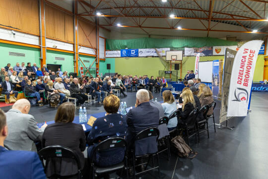 0S4A2150.jpg-Ławka Dialogu, Miszalski, Sęk, Kracik, Klaman, spotkanie, Bronowice, Zdjęcia, foto,