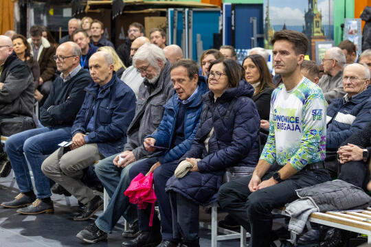 0S4A2223.jpg-Ławka Dialogu, Miszalski, Sęk, Kracik, Klaman, spotkanie, Bronowice, Zdjęcia, foto,