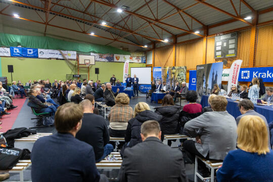 0S4A2337.jpg-Ławka Dialogu, Miszalski, Sęk, Kracik, Klaman, spotkanie, Bronowice, Zdjęcia, foto,