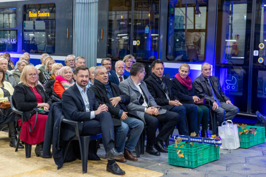 BS-251129-0S4A4937.jpg-Senioralia, Miszalski, Zajezdnia MPK, zdjęcia