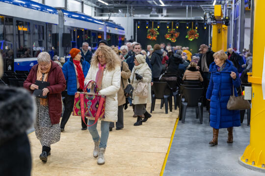 BS-251129-0S4A4986.jpg-Senioralia, Miszalski, Zajezdnia MPK, zdjęcia