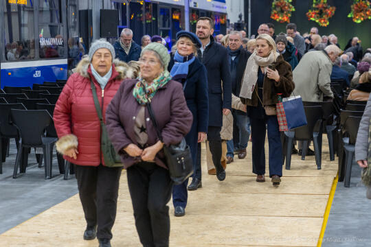 BS-251129-0S4A4991.jpg-Senioralia, Miszalski, Zajezdnia MPK, zdjęcia