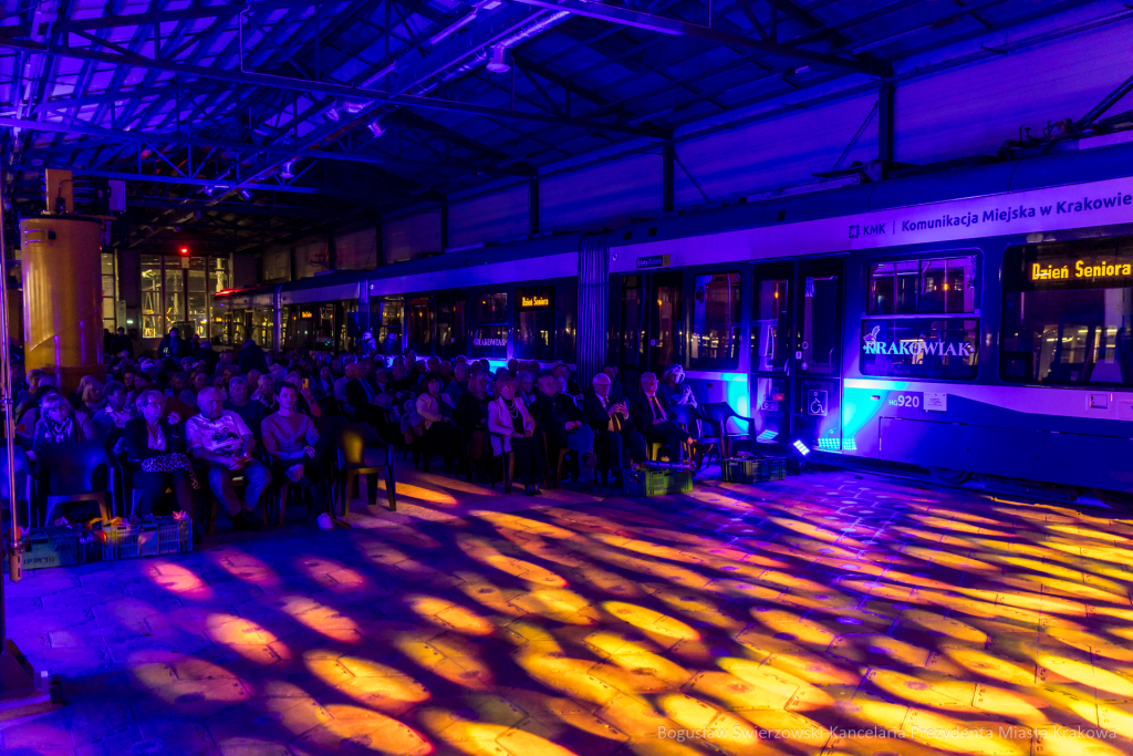 BS-251129-0S4A5043.jpg-Senioralia, Miszalski, Zajezdnia MPK, zdjęcia  Autor: B. Świerzowski