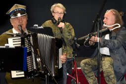 Dwójka laureatów podczas swoich prezentacji