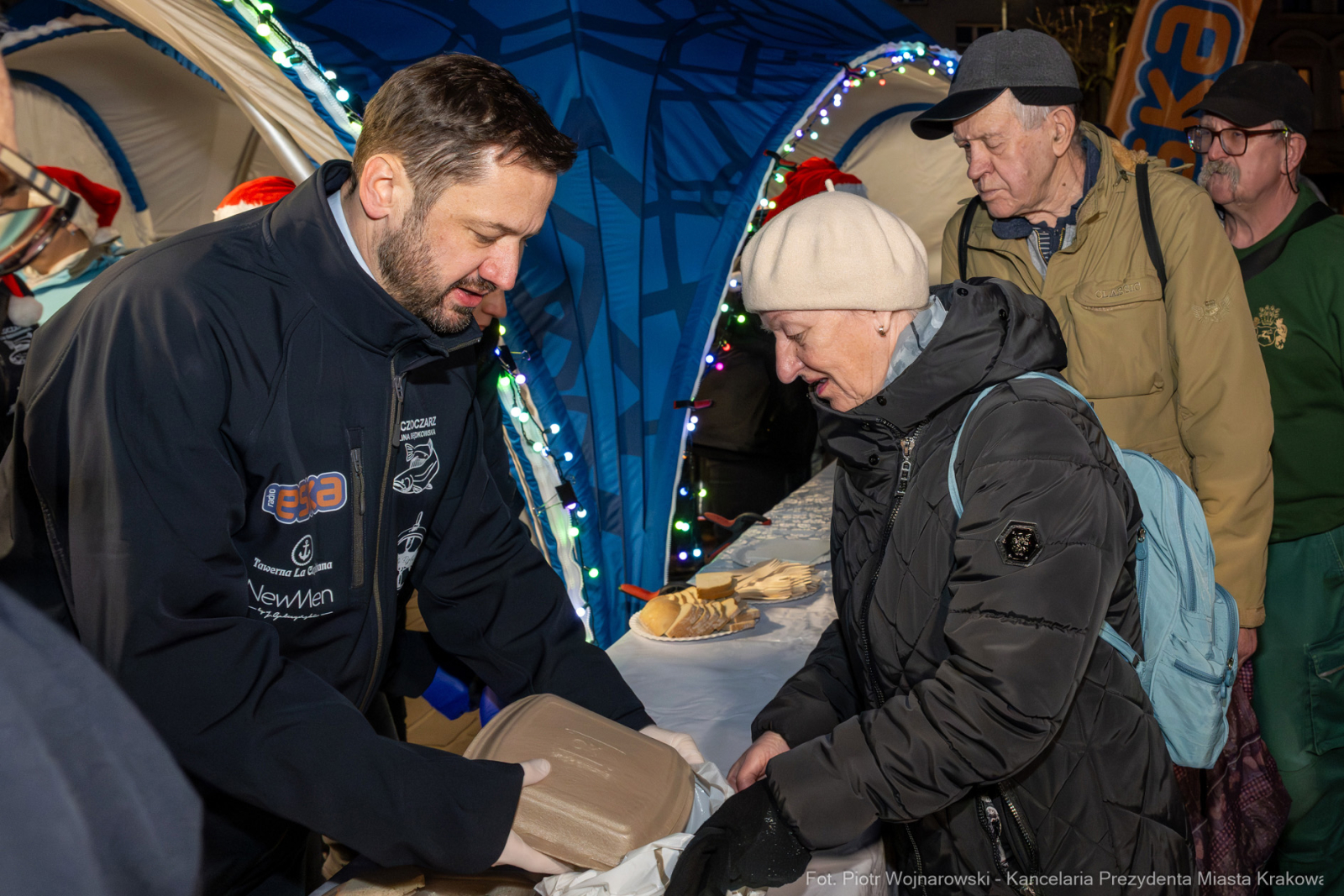Karp dla Krakowian, Rynek Podgórski, Miszalski, Szczoczarz, zdjęcia  Autor: P. Wojnarowski