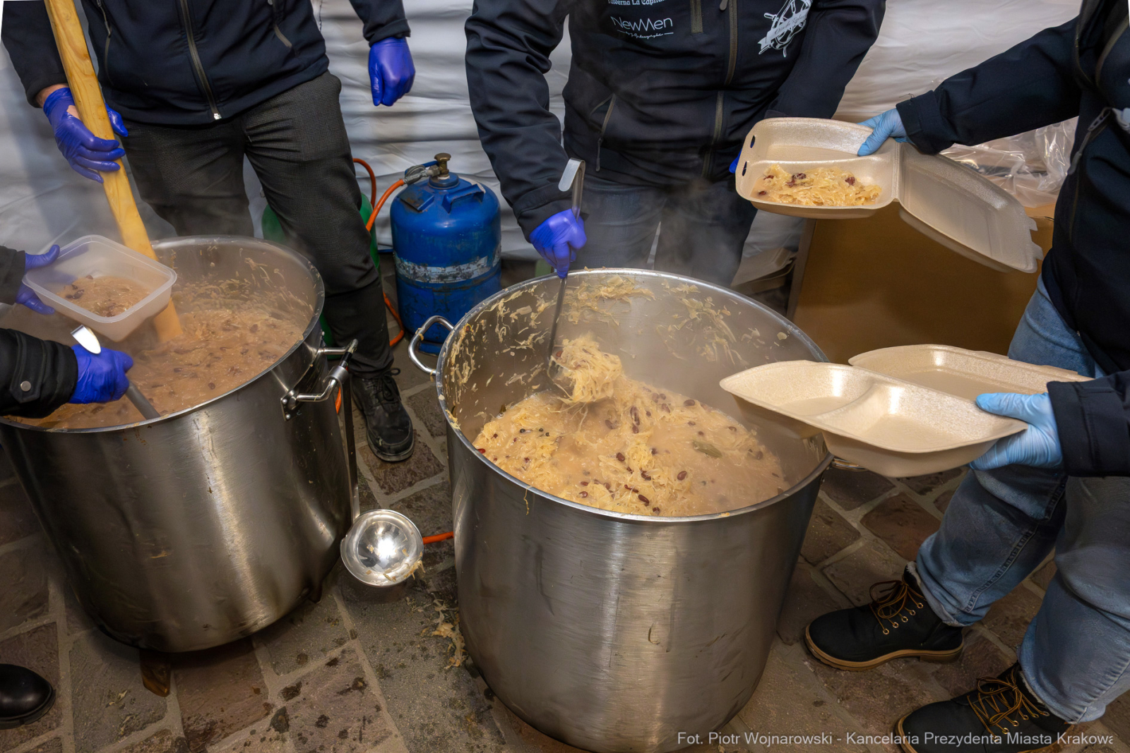 Karp dla Krakowian, Rynek Podgórski, Miszalski, Szczoczarz, zdjęcia  Autor: P. Wojnarowski