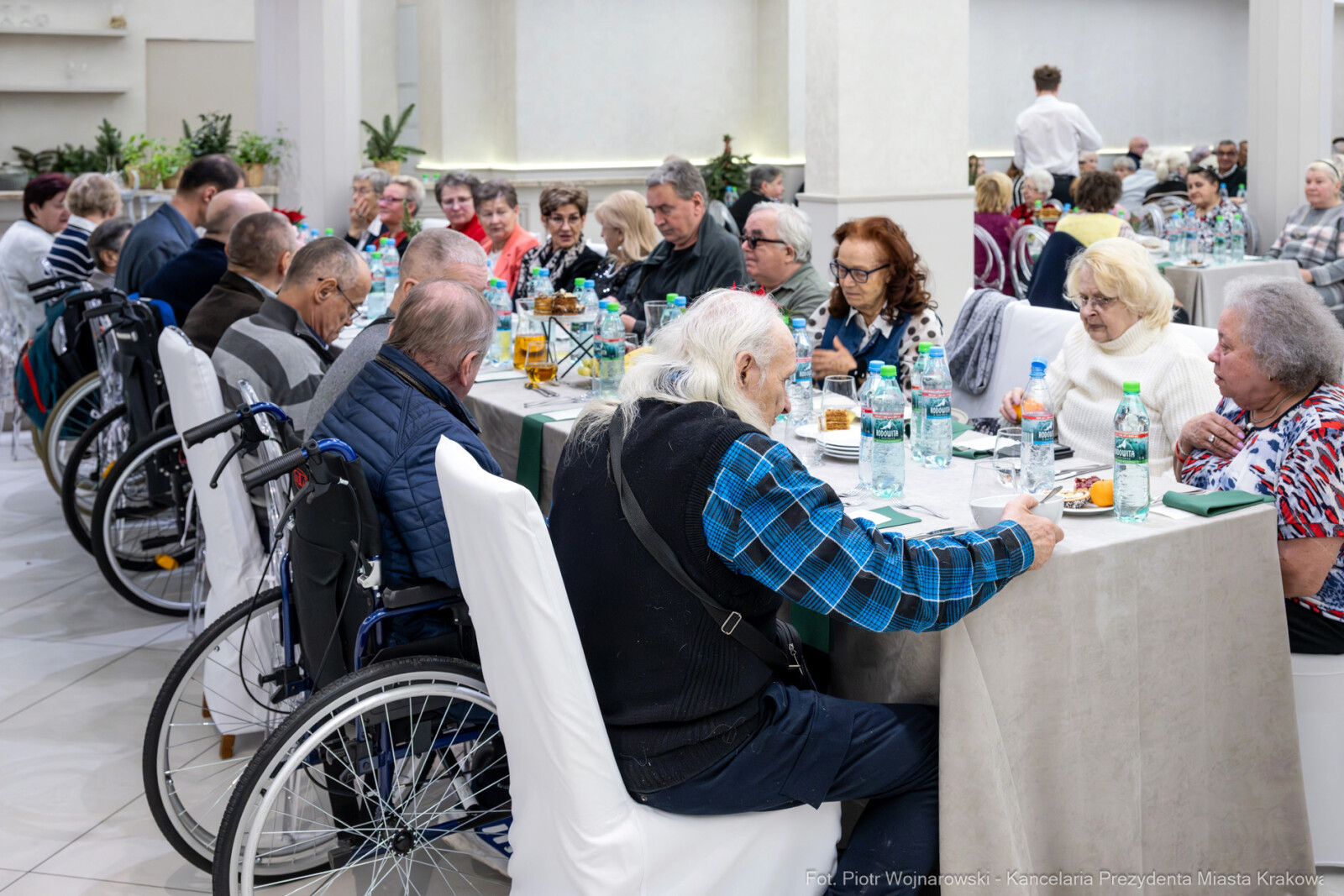 PW_652_ 001_fot. Piotr Wojnarowski.jpg-Miszalski, seniorzy, spotkanie, Kazimierz, MOPS, wigilia  Autor: P. Wojnarowski
