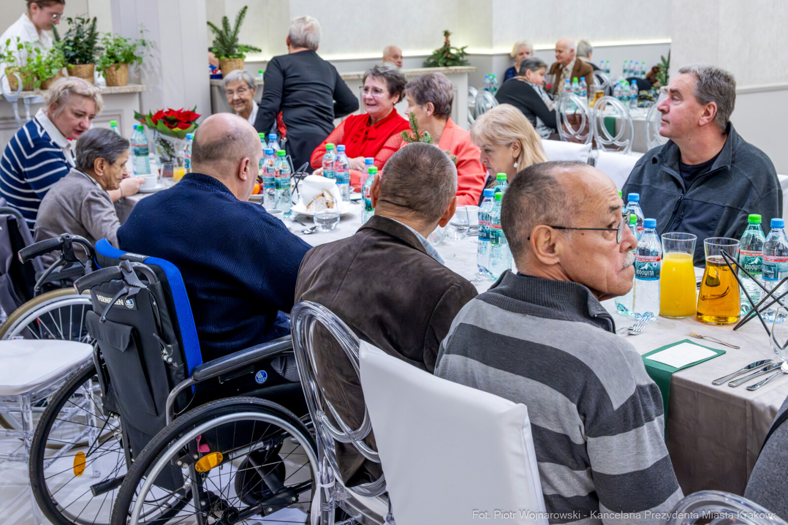 PW_652_ 006_fot. Piotr Wojnarowski.jpg-Miszalski, seniorzy, spotkanie, Kazimierz, MOPS, wigilia  Autor: P. Wojnarowski