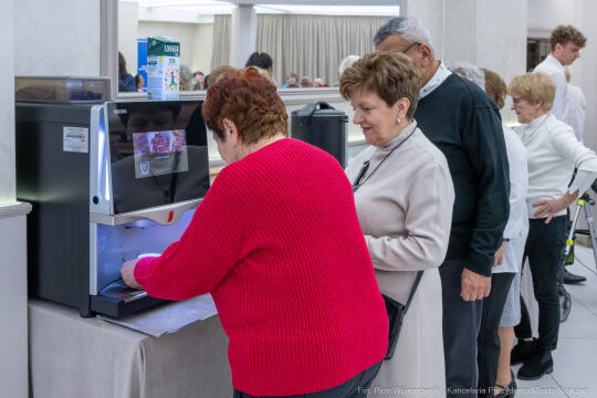 PW_652_ 008_fot. Piotr Wojnarowski.jpg-Miszalski, seniorzy, spotkanie, Kazimierz, MOPS, wigilia