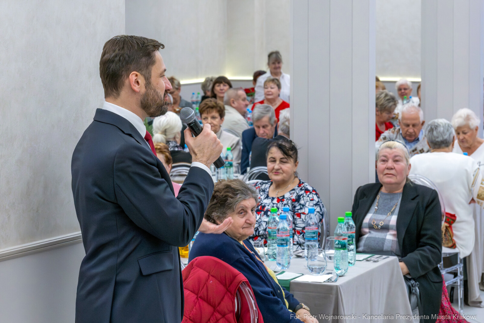 PW_652_ 016_fot. Piotr Wojnarowski.jpg-Miszalski, seniorzy, spotkanie, Kazimierz, MOPS, wigilia  Autor: P. Wojnarowski