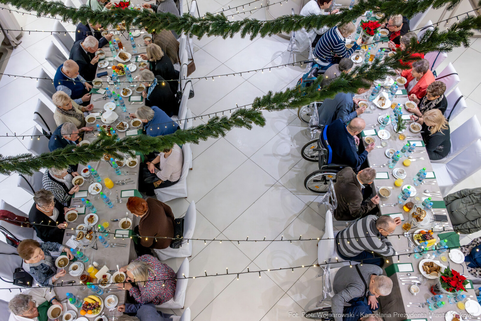 PW_652_ 023_fot. Piotr Wojnarowski.jpg-Miszalski, seniorzy, spotkanie, Kazimierz, MOPS, wigilia  Autor: P. Wojnarowski