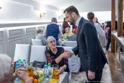 PW_652_ 032_fot. Piotr Wojnarowski.jpg-Miszalski, seniorzy, spotkanie, Kazimierz, MOPS, wigilia