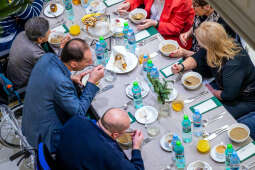 PW_652_ 035_fot. Piotr Wojnarowski.jpg-Miszalski, seniorzy, spotkanie, Kazimierz, MOPS, wigilia