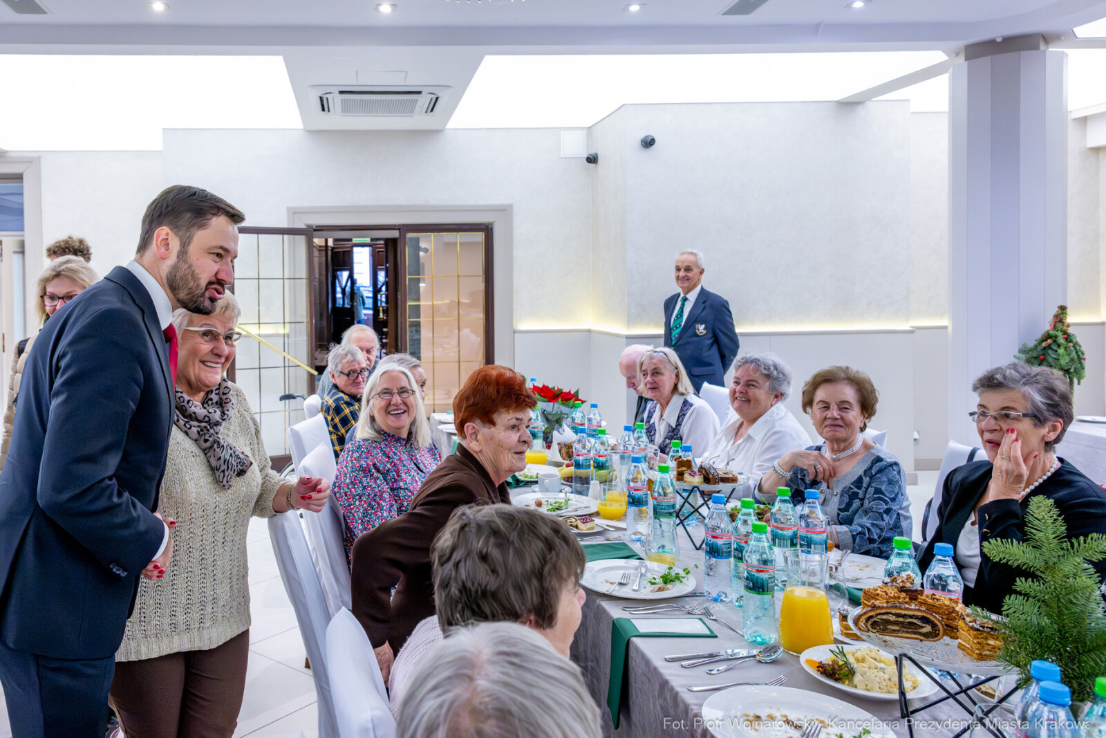 PW_652_ 037_fot. Piotr Wojnarowski.jpg-Miszalski, seniorzy, spotkanie, Kazimierz, MOPS, wigilia  Autor: P. Wojnarowski