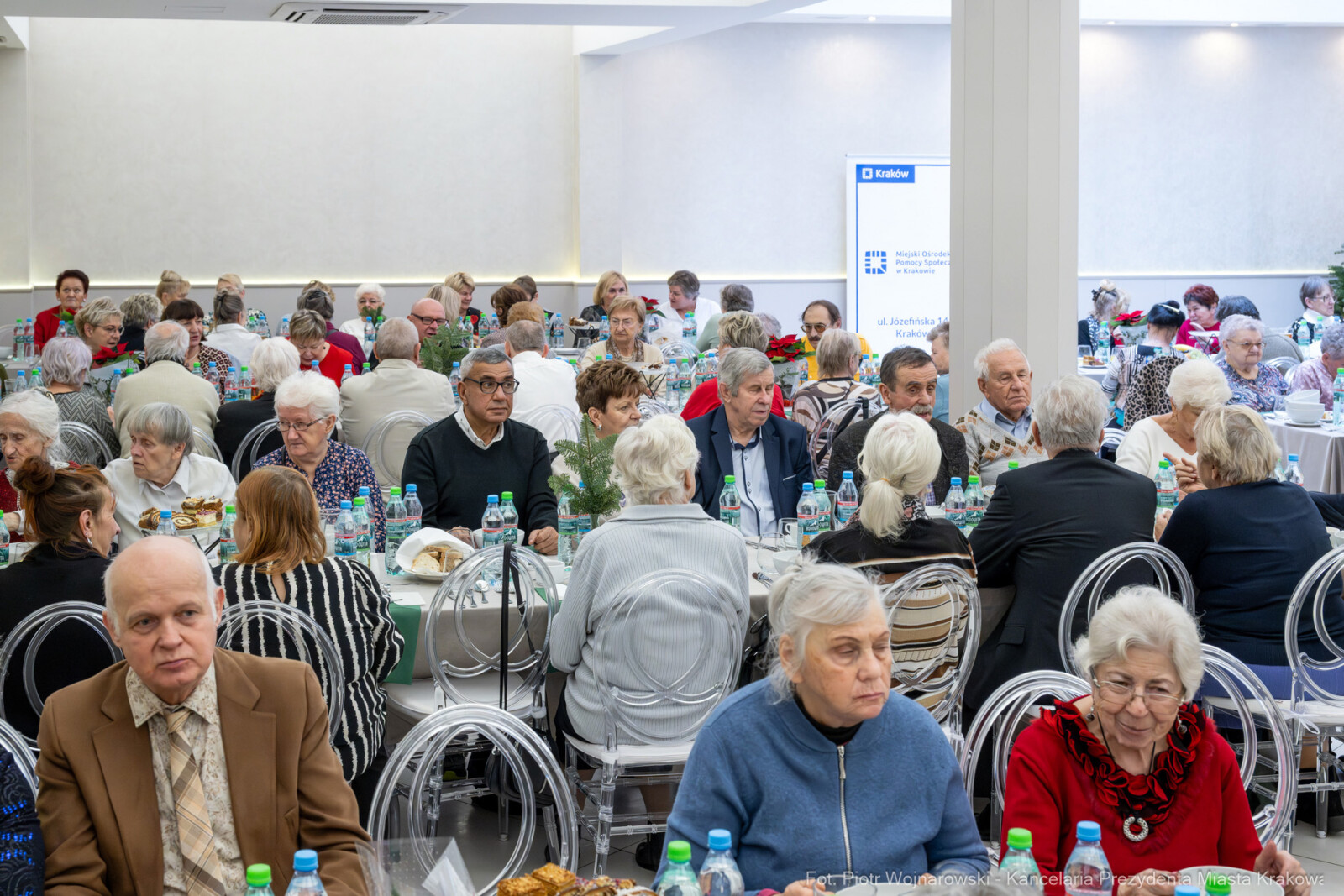 PW_652_ 038_fot. Piotr Wojnarowski.jpg-Miszalski, seniorzy, spotkanie, Kazimierz, MOPS, wigilia  Autor: P. Wojnarowski