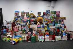 3ZKeu_WQ.jpeg-„Paczka pod choinkę”. Podsumowanie świątecznej akcji w Krakowie