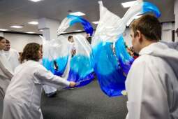 4igfGr5Q.jpeg-„Paczka pod choinkę”. Podsumowanie świątecznej akcji w Krakowie