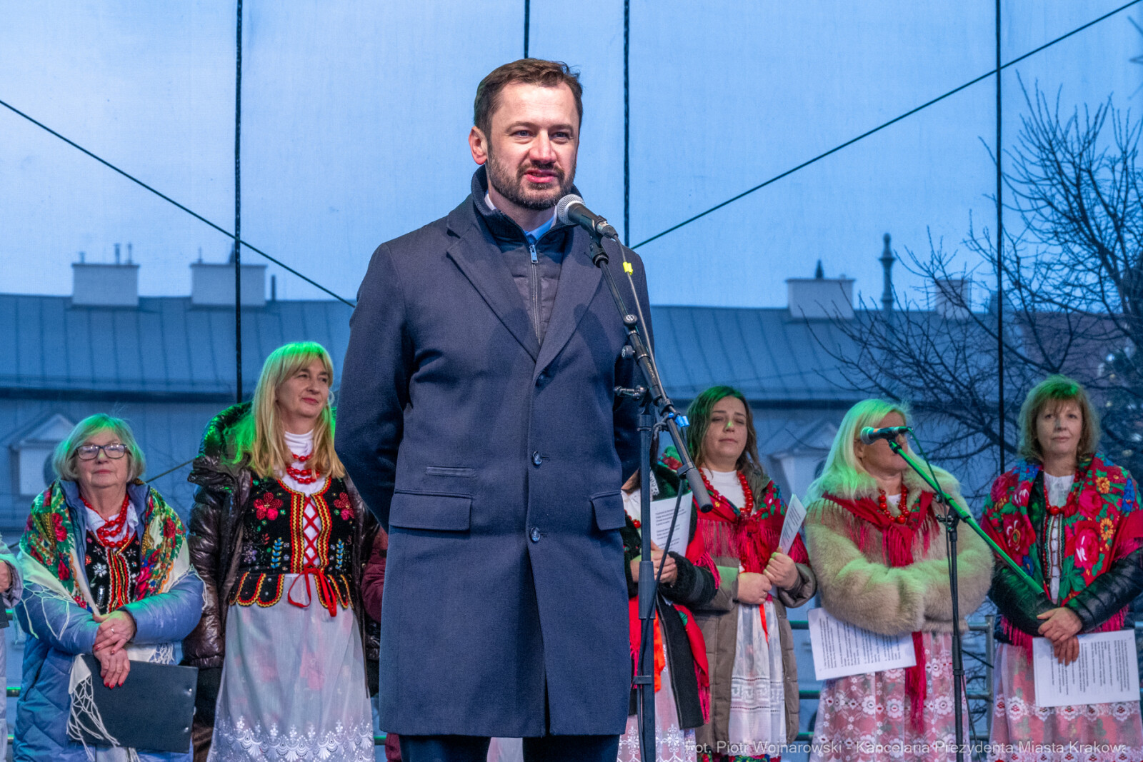 Miszalski, Rynek Podgórski, samochody, Policja, Straż Pożarna, Straż Miejska, zdjęcia  Autor: P. Wojnarowski