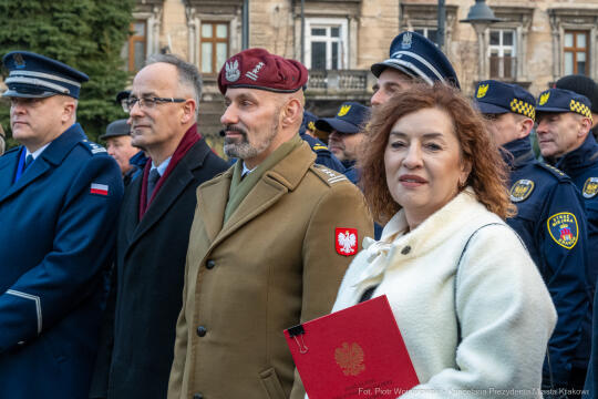 Miszalski, Rynek Podgórski, samochody, Policja, Straż Pożarna, Straż Miejska, zdjęcia