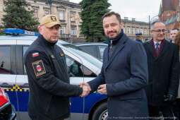 Miszalski, Rynek Podgórski, samochody, Policja, Straż Pożarna, Straż Miejska, zdjęcia