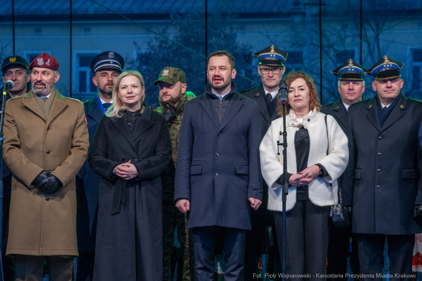 Miszalski, Rynek Podgórski, samochody, Policja, Straż Pożarna, Straż Miejska, zdjęcia  Autor: P. Wojnarowski