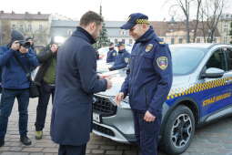 SMK00368.jpg-Wyjątkowe podziękowania Prezydenta Miasta Krakowa dla służb