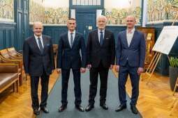 0m-8GXXA.jpeg-Prezydent Krakowa docenił bohaterską postawę pracowników MPO