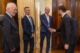 my5RMBwg.jpeg-Prezydent Krakowa docenił bohaterską postawę pracowników MPO