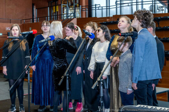 PW_6567_ 012_fot. Piotr Wojnarowski.jpg-wigilia, niepełnosprawni, Miszalski, Klaman, zdjęcia