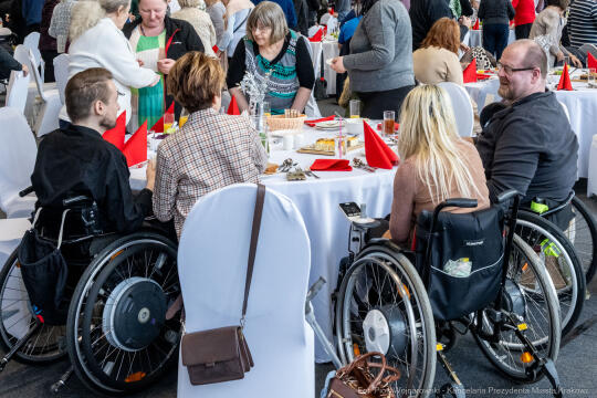 PW_6567_ 029_fot. Piotr Wojnarowski.jpg-wigilia, niepełnosprawni, Miszalski, Klaman, zdjęcia