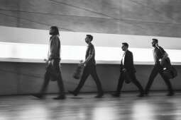 Logo: Symetrie – V Festiwal Kwartetów Smyczkowych