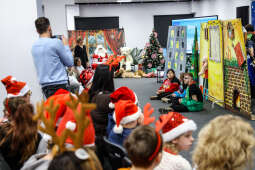 JG_251211_KRK_8L8A2618.jpg-Akcja paczka na święta