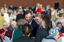 yOgdXkpQ.jpeg-Kraków stawia na seniorów